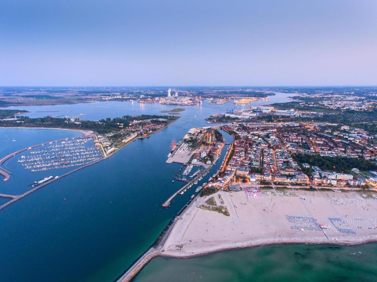 Sonnenschein, Direkt Am Alten Strom Rostock Luaran gambar